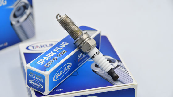หัวเทียนอัตโนมัติที่มีชื่อเสียง K6RTC (BKR6E) สำหรับ Honda Toyota BMW VW SEAT Ford