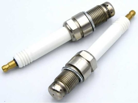 X52404500056 การจับคู่หัวเทียนสำหรับเครื่องยนต์แก๊ส MTU 16V4000L61