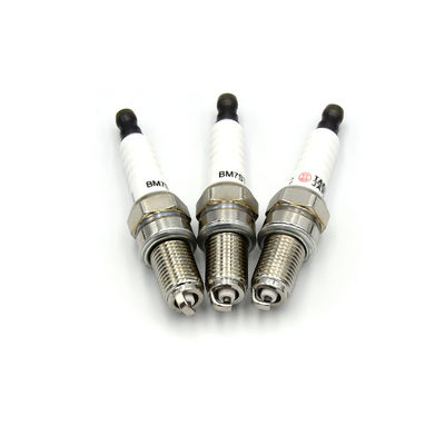 เครื่องกำเนิดไฟฟ้า Igniton Spark Parts หัวเทียน BM7STC แทนที่ NGK 748 BPM7A Spark Plug