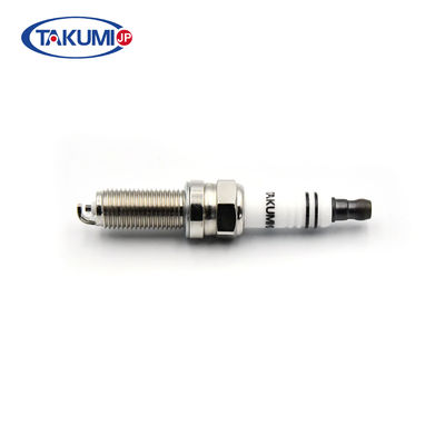 ชิ้นส่วนเครื่องยนต์จุดระเบิดขายส่งชิ้นส่วนรถยนต์รถยนต์หัวเทียน LDK7RTC OE BOSCH LKR7DDE